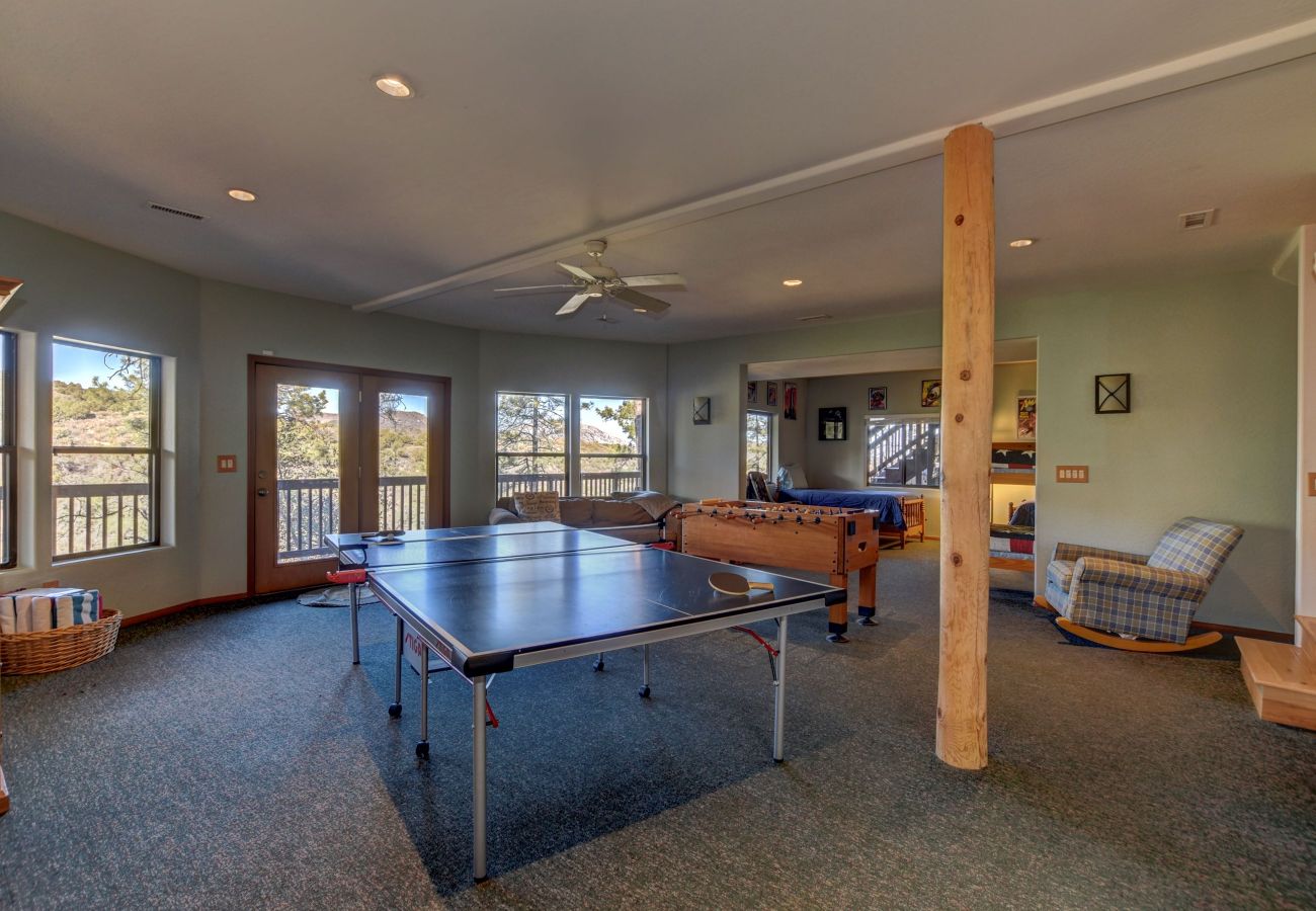 Cabin in Prescott - Forest Glen Lodge - Prescott Cabin Rentals