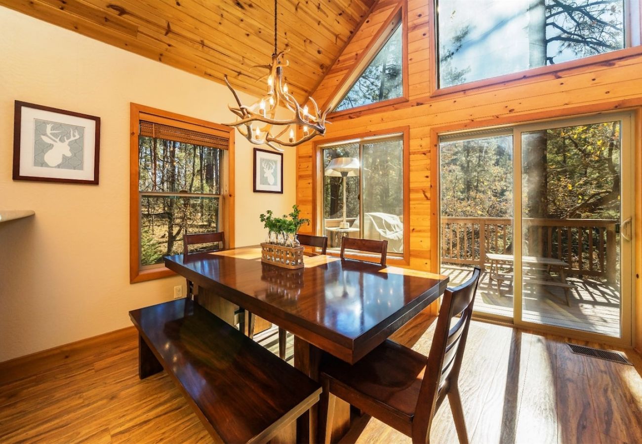 Cabin in Prescott - Wildcat Lodge - Prescott Cabin Rentals