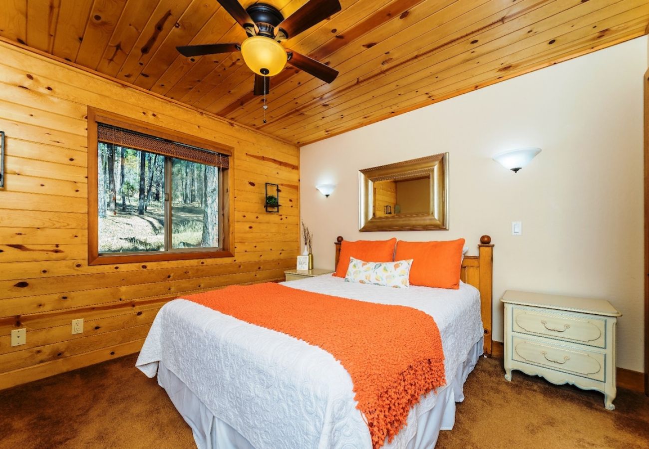 Cabin in Prescott - Wildcat Lodge - Prescott Cabin Rentals