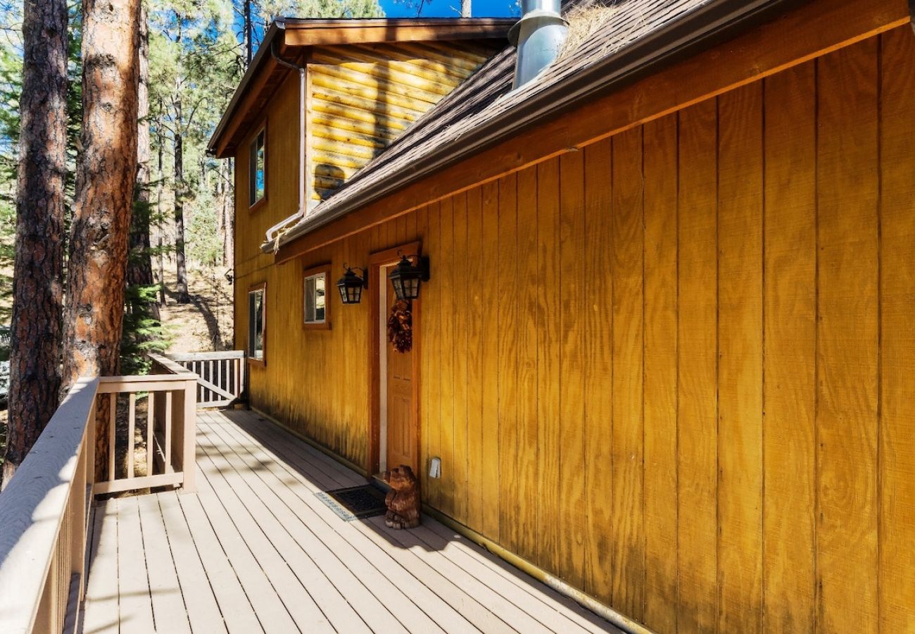 Cabin in Prescott - Wildcat Lodge - Prescott Cabin Rentals