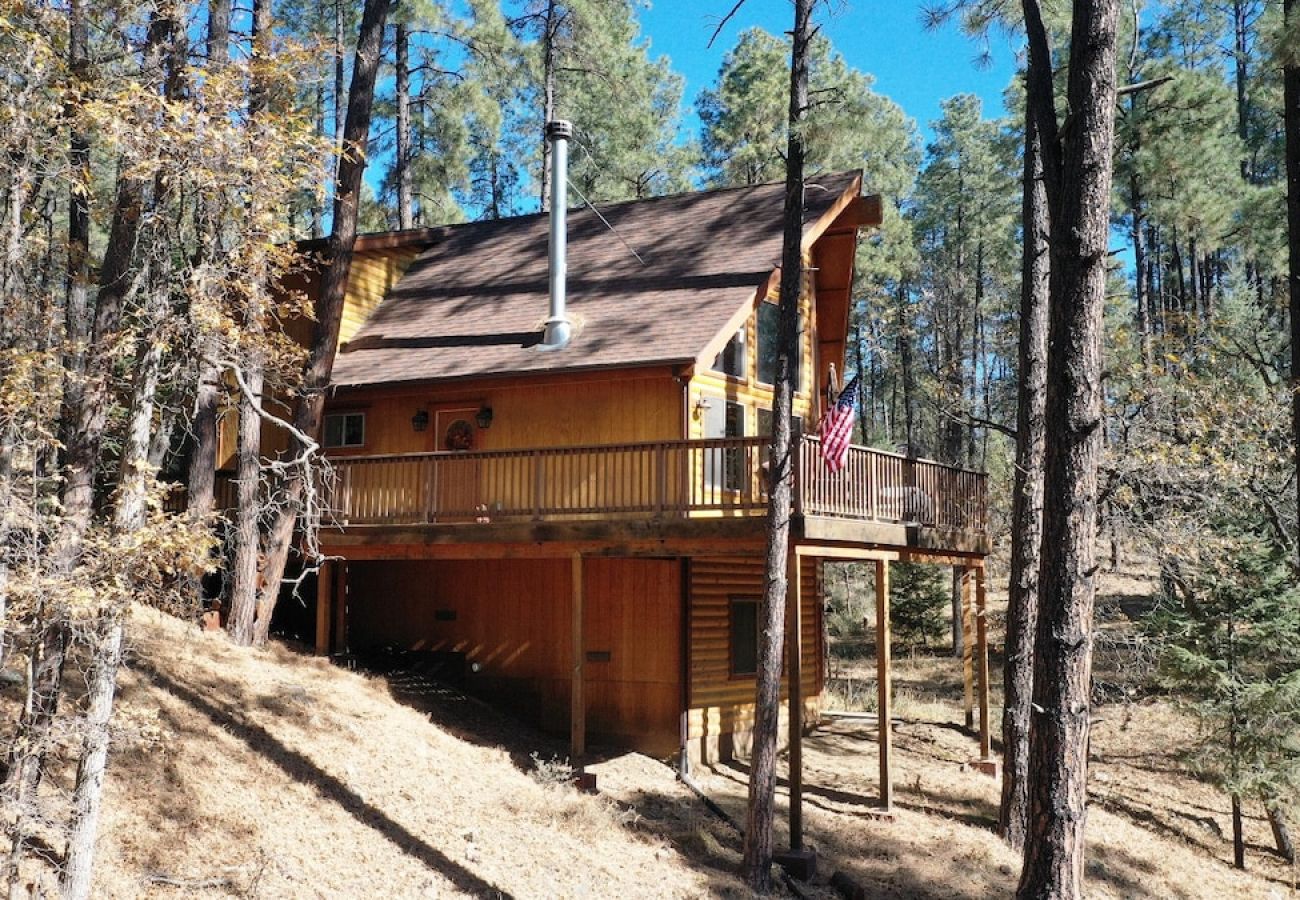 Cabin in Prescott - Wildcat Lodge - Prescott Cabin Rentals