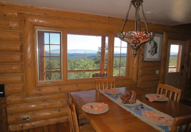 Cabin in Prescott - Lone Pine Lodge - Prescott Cabin Rentals