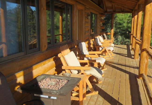 Cabin in Prescott - Lone Pine Lodge - Prescott Cabin Rentals