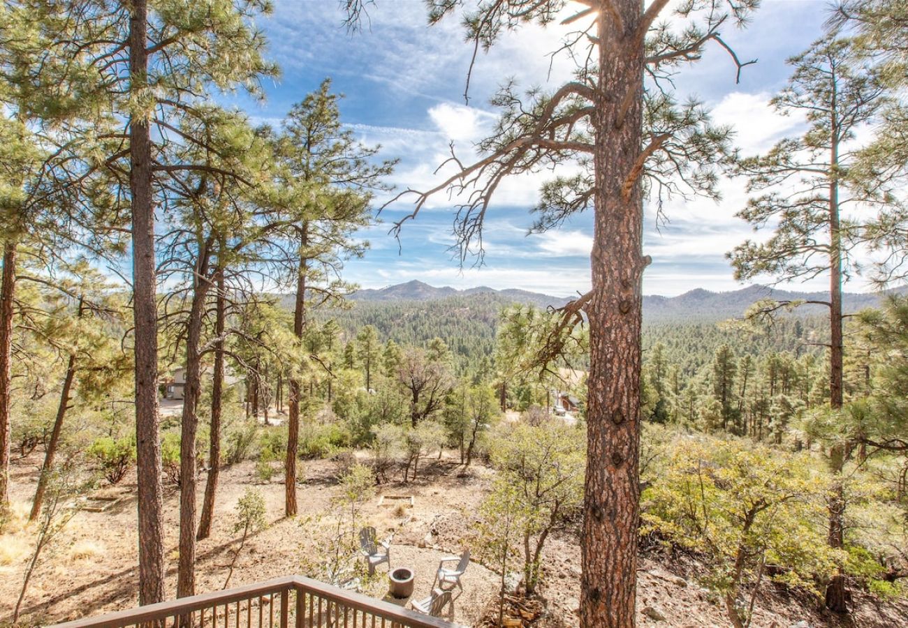 Cabin in Prescott - Ponderosa Retreat - Prescott Cabin Rentals