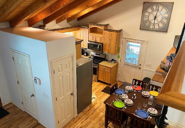 Cabin in Prescott - Adventure Lodge - Prescott Cabin Rentals