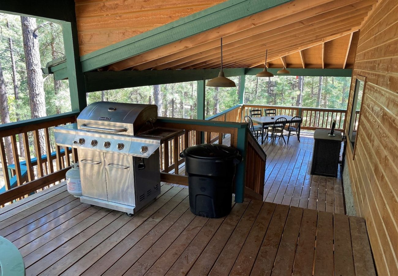 Cabin in Prescott - Pine Mountain Lodge - Prescott Cabin Rentals