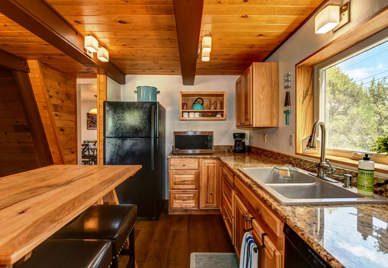 Cabin in Prescott - A-Frame Retreat - Prescott Cabin Rentals