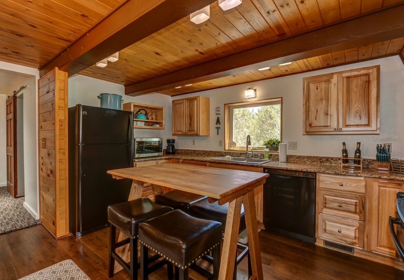 Cabin in Prescott - A-Frame Retreat - Prescott Cabin Rentals