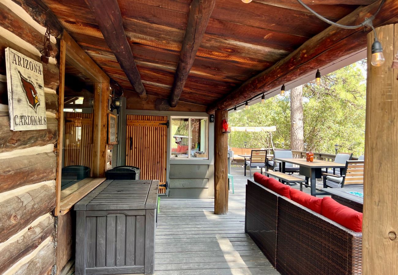 Cabin in Prescott - Prospector's Hideaway - Prescott Cabin Rentals