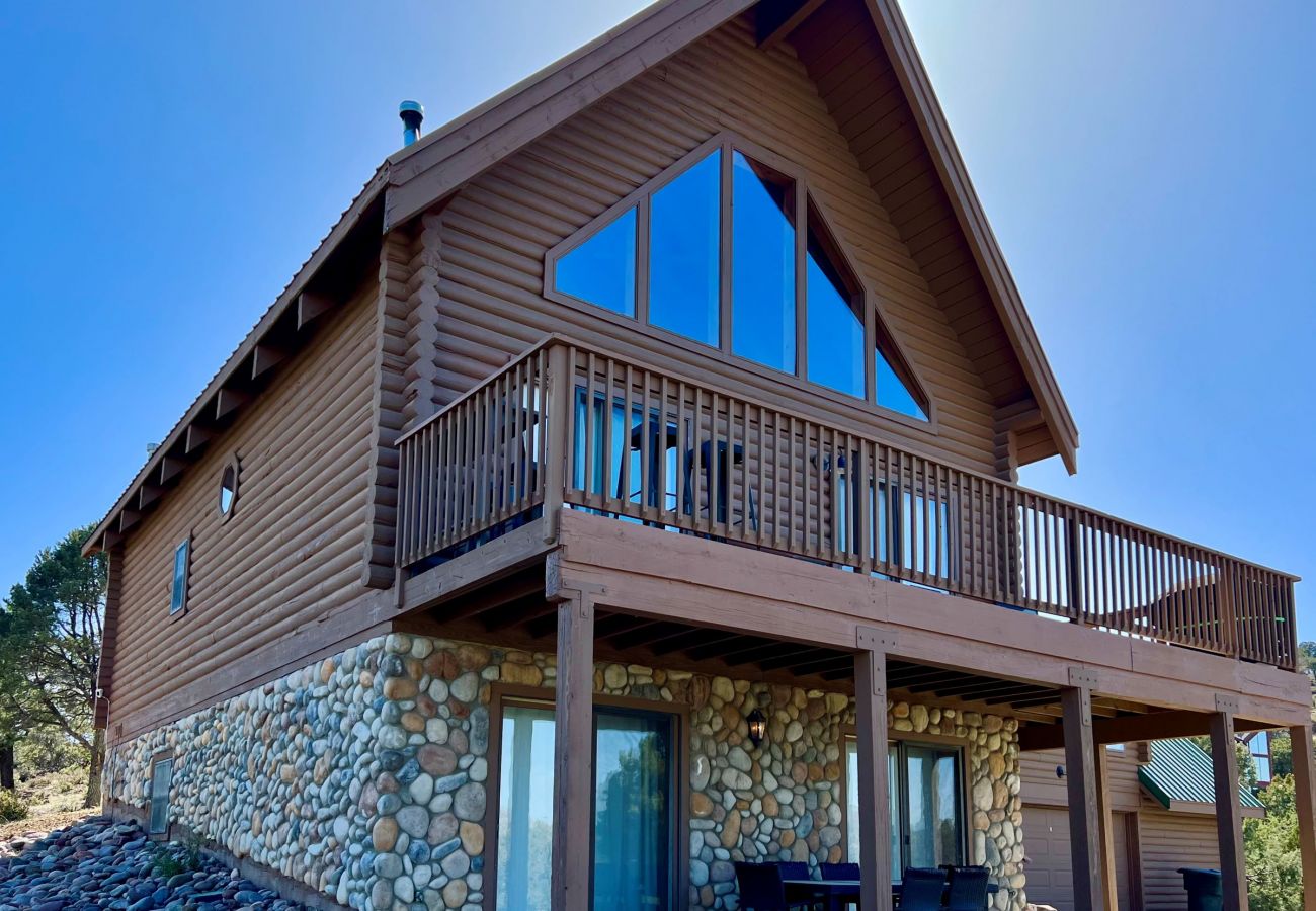 Cabin in Prescott - Mountainview Lodge - Prescott Cabin Rentals