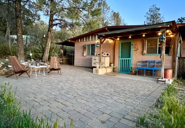 Cabin in Prescott - Lookout Cabin - Prescott Cabin Rentals