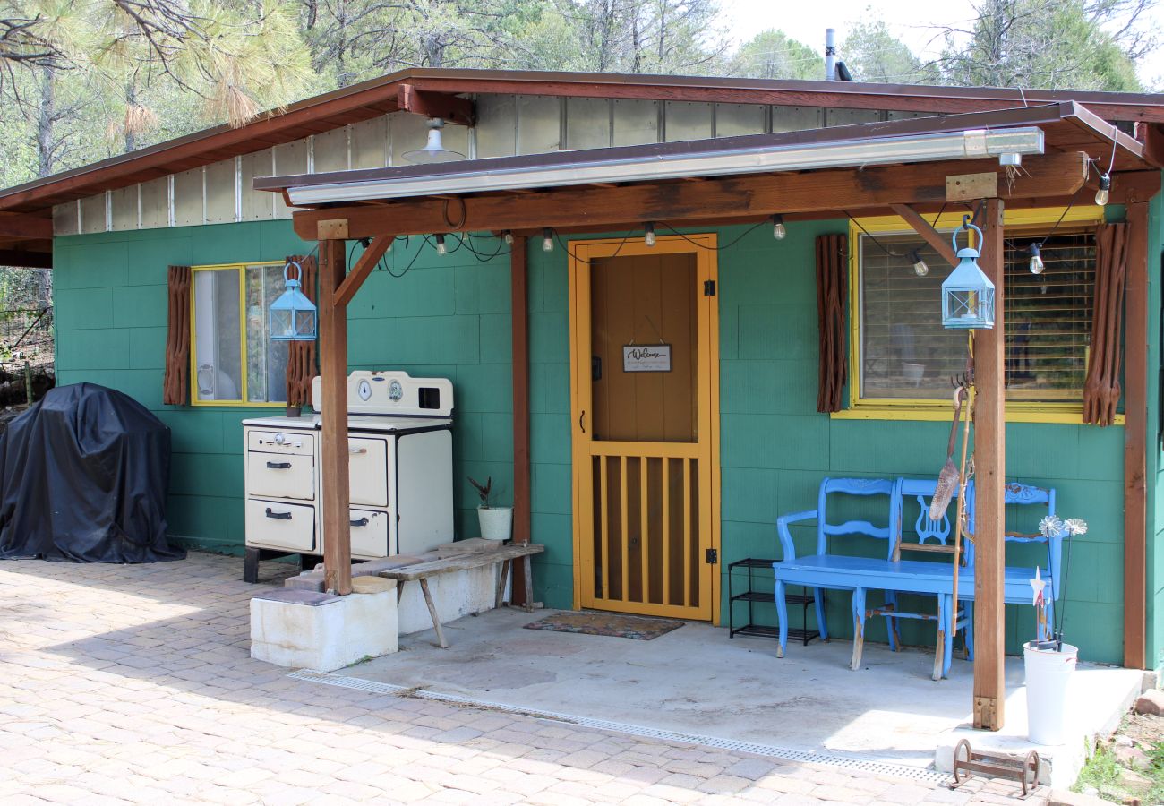 Cabin in Prescott - Lookout Cabin - Prescott Cabin Rentals