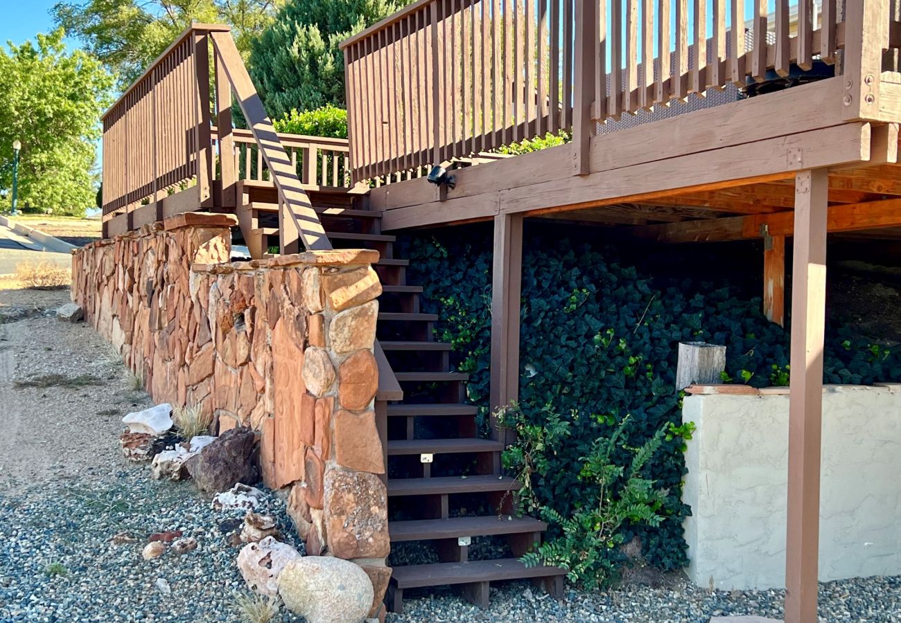 House in Prescott - Pleasant Place - Prescott Cabin Rentals