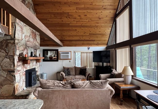 Prescott - Cabin