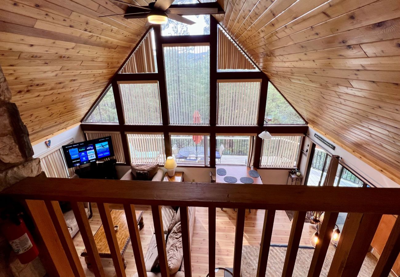 Cabin in Prescott - Pine Vista A-Frame - Prescott Cabin Rentals