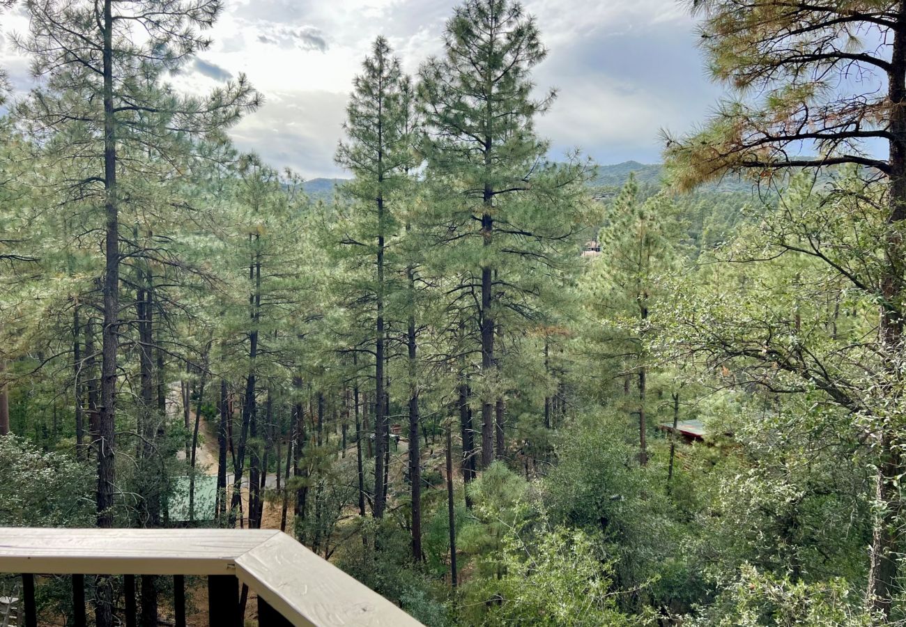 Cabin in Prescott - Pine Vista A-Frame - Prescott Cabin Rentals