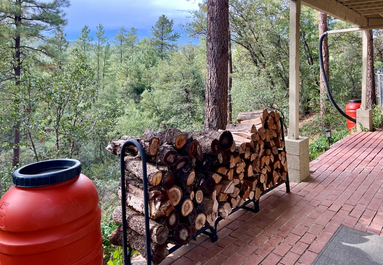 Cabin in Prescott - Pine Vista A-Frame - Prescott Cabin Rentals