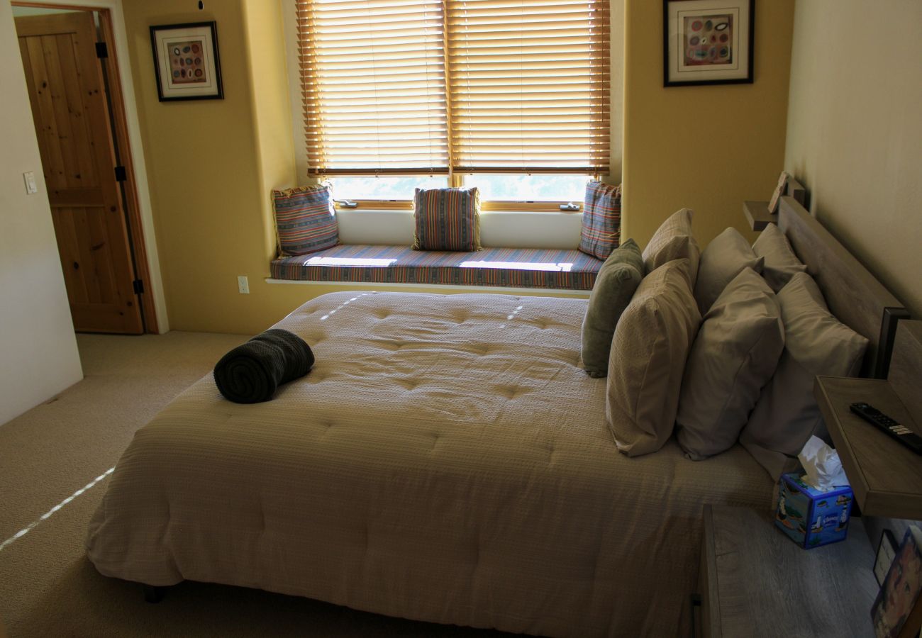 Chalet in Prescott - Summit Chateau Prescott Cabin Rentals