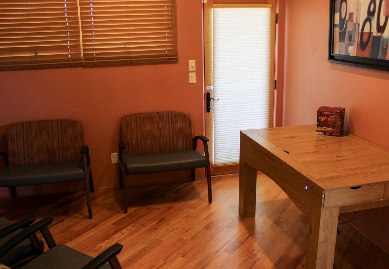 Chalet in Prescott - Summit Chateau Prescott Cabin Rentals