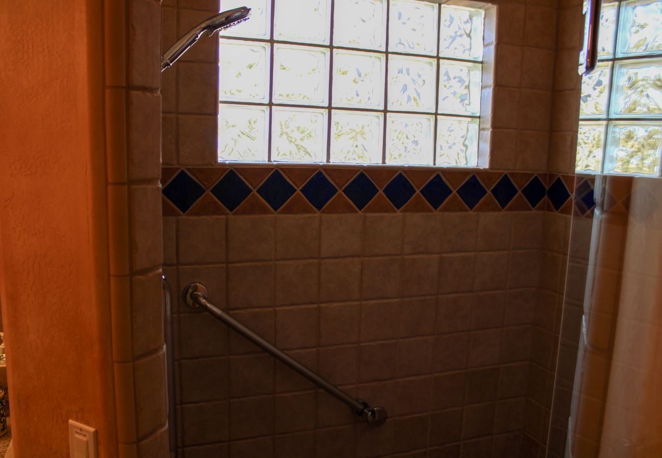 Chalet in Prescott - Summit Chateau Prescott Cabin Rentals