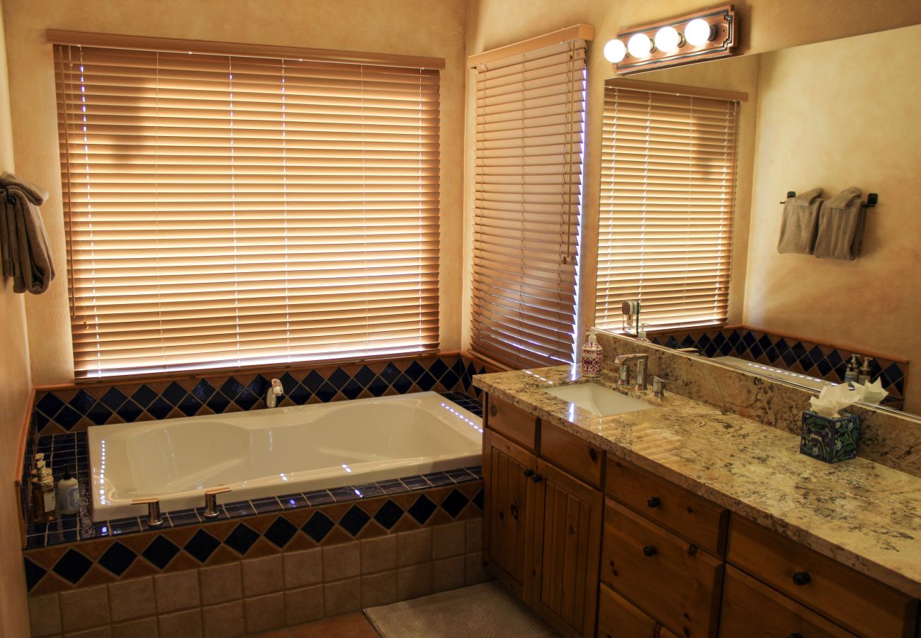 Chalet in Prescott - Summit Chateau Prescott Cabin Rentals