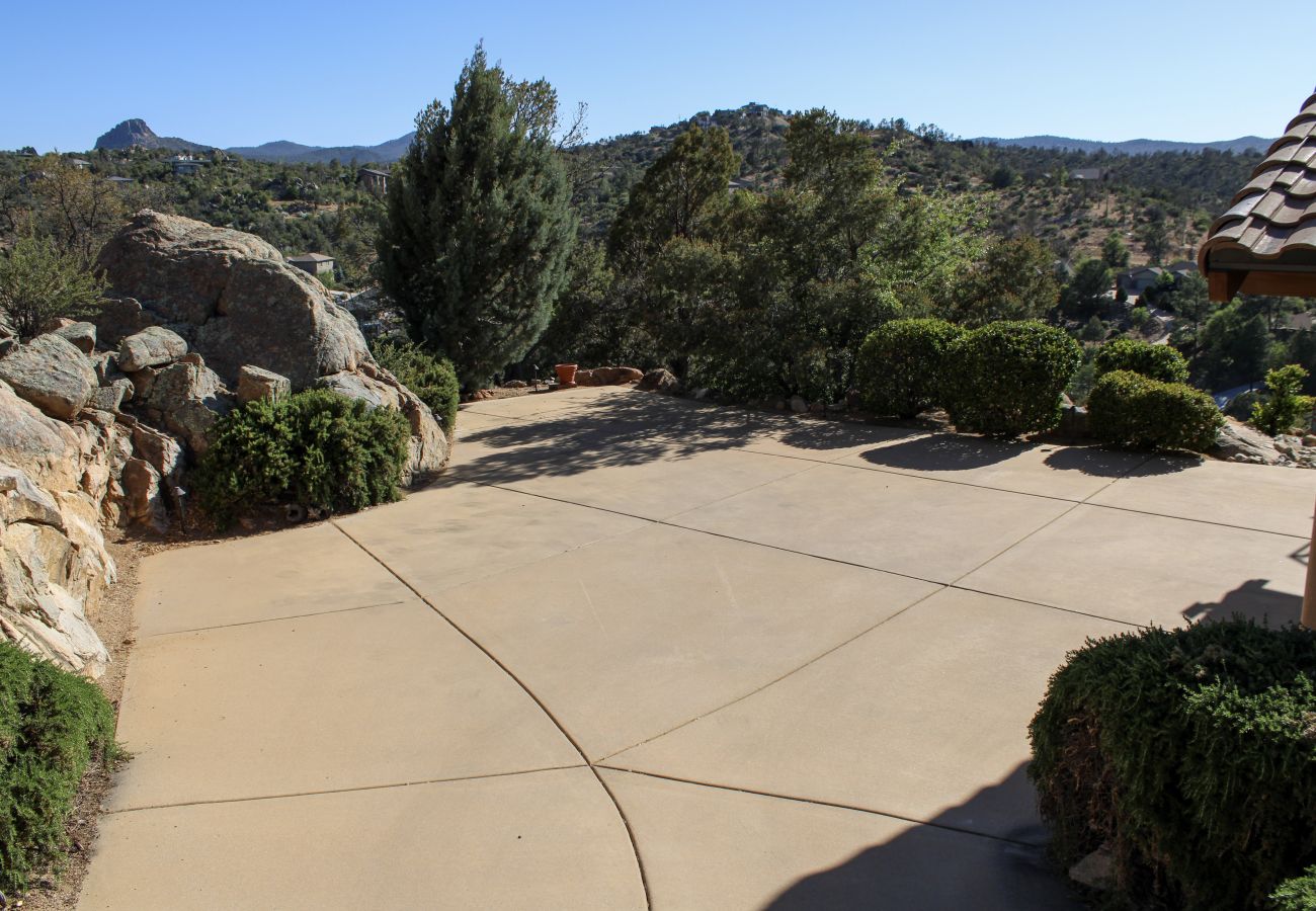 Chalet in Prescott - Summit Chateau Prescott Cabin Rentals