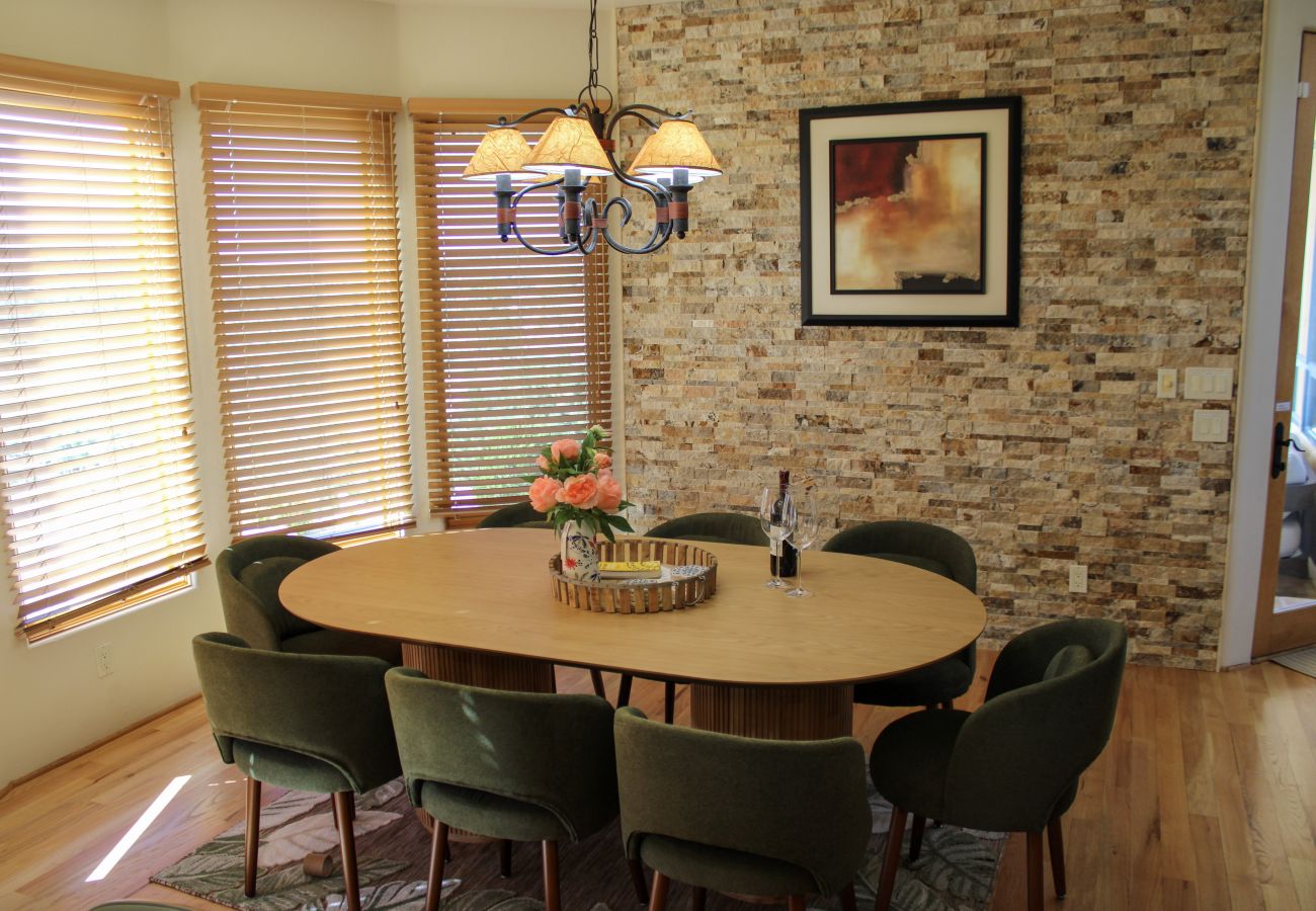 Chalet in Prescott - Summit Chateau Prescott Cabin Rentals