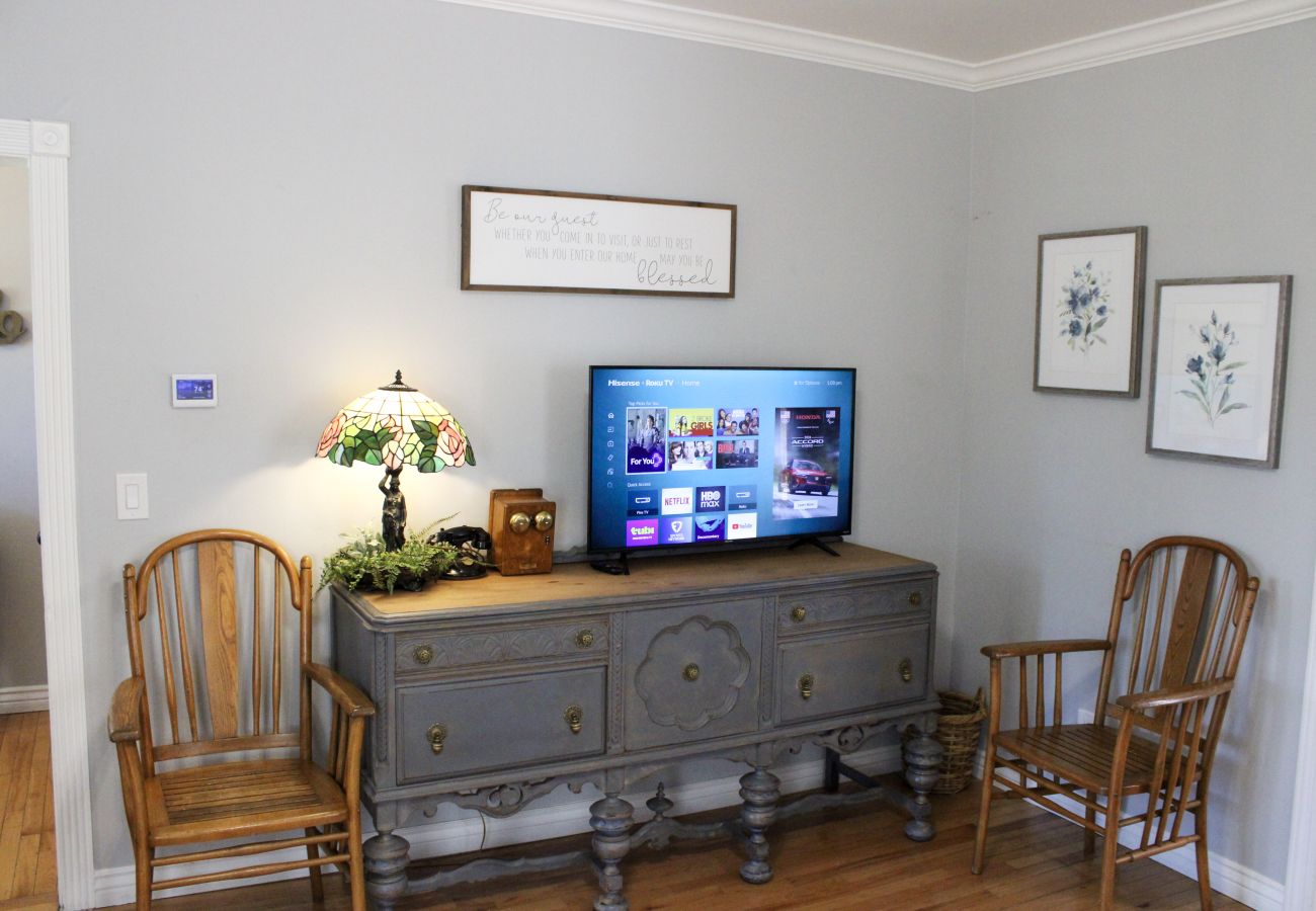Cottage in Prescott - The Carrter House - Prescott Cabin Rentals
