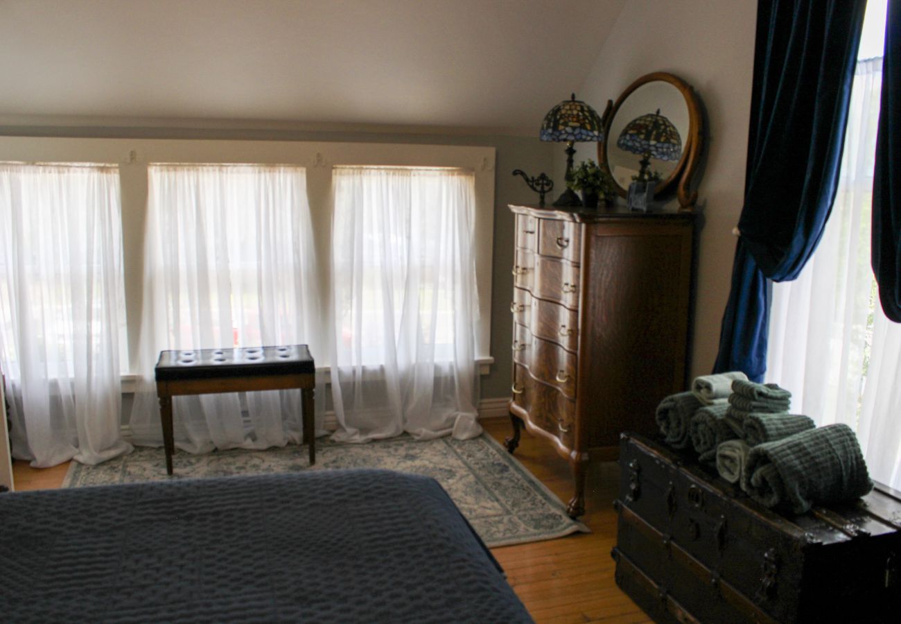 Cottage in Prescott - The Carrter House - Prescott Cabin Rentals