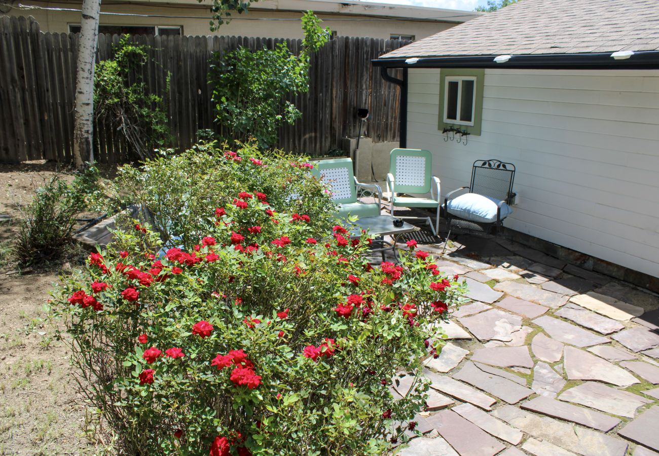Cottage in Prescott - The Carrter House - Prescott Cabin Rentals